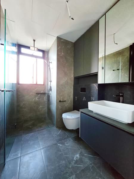 Irwell Hill Residences, 2 Irwell Hill, 2 Bedrooms, 764 sqft, Condominium For Sale, by Kent Tan, 500197167 - Bathroom - PropertyGuru.com.sg