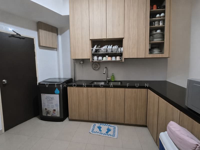 Bayshore Park, 50 Bayshore Road, 3 Bedrooms, 1,173 sqft, Condominium For Sale, by Veronica Fun, 500197177 - Kitchen - PropertyGuru.com.sg