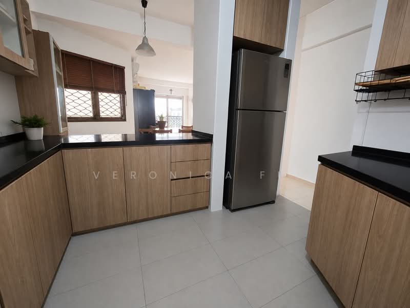 Bayshore Park, 50 Bayshore Road, 3 Bedrooms, 1,173 sqft, Condominium For Sale, by Veronica Fun, 500197177 - Kitchen - PropertyGuru.com.sg