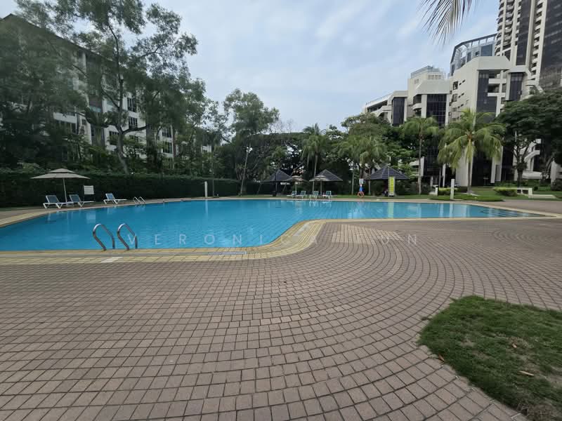 Bayshore Park, 50 Bayshore Road, 3 Bedrooms, 1,173 sqft, Condominium For Sale, by Veronica Fun, 500197177 - Pool - PropertyGuru.com.sg