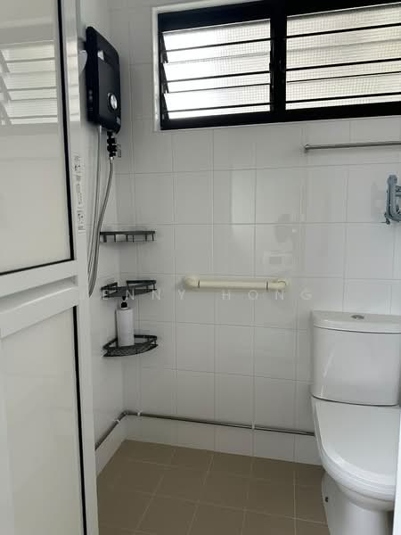 349 Ubi Avenue 1, 349 Ubi Avenue 1, Room Rental, 8 sqft, HDB Flat For Rent, by Jenny Hong, 500197191 - Bathroom - PropertyGuru.com.sg