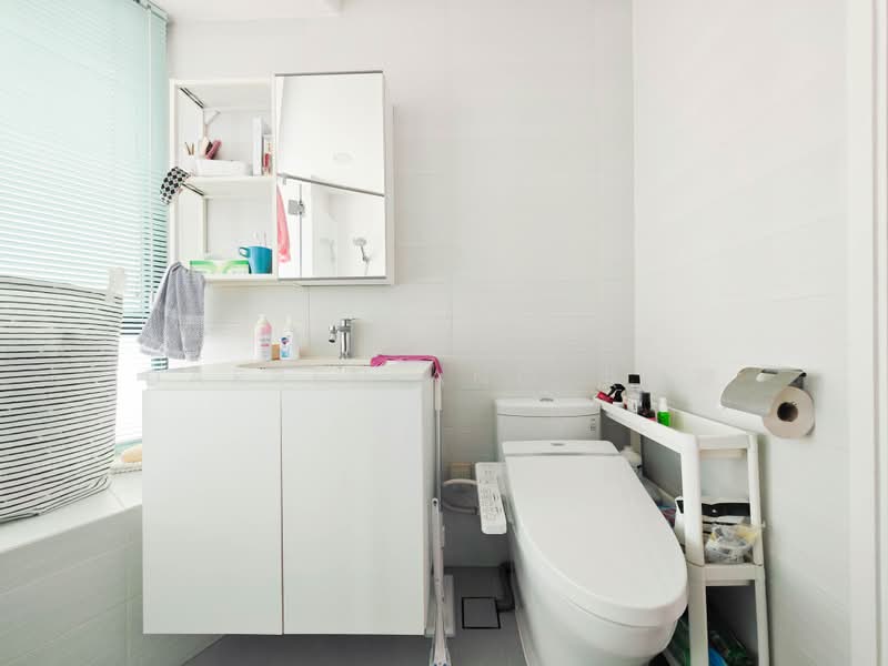Airstream, 26 St Michael's Road, 2 Bedrooms, 624 sqft, Condominium For Sale, by Darren Ang 洪俊旋, 500197205 - Bathroom - PropertyGuru.com.sg