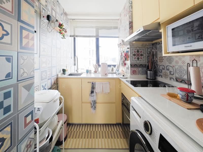 Airstream, 26 St Michael's Road, 2 Bedrooms, 624 sqft, Condominium For Sale, by Darren Ang 洪俊旋, 500197205 - Kitchen - PropertyGuru.com.sg