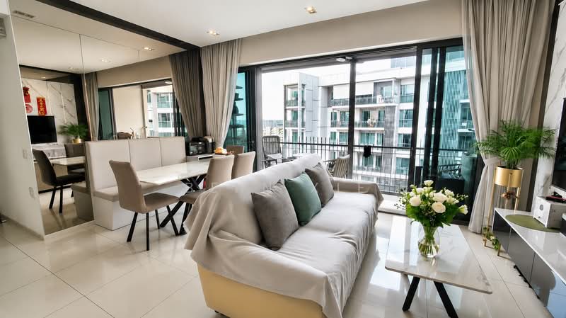 Forest Woods, , 4 Bedrooms, 1,249 sqft, Condominium For Sale, by Benn Xie, 500197221 - Living Room - PropertyGuru.com.sg