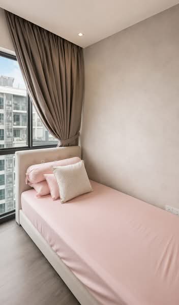 Forest Woods, , 4 Bedrooms, 1,249 sqft, Condominium For Sale, by Benn Xie, 500197221 - Bedroom - PropertyGuru.com.sg