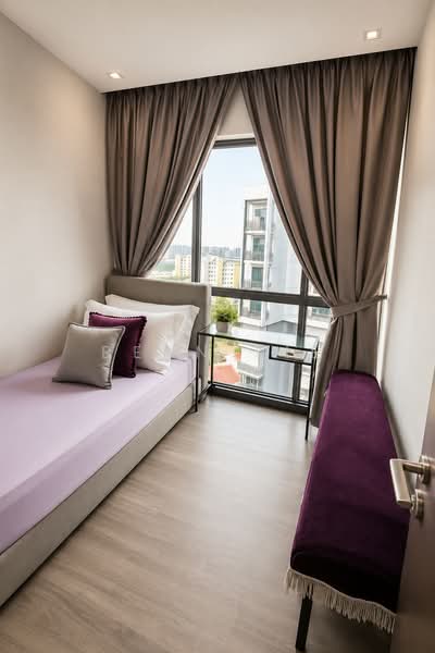Forest Woods, , 4 Bedrooms, 1,249 sqft, Condominium For Sale, by Benn Xie, 500197221 - Bedroom - PropertyGuru.com.sg