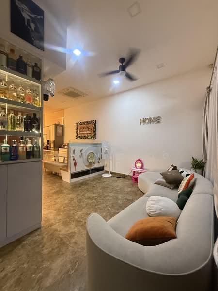 🔥 Rare 999-Year Inter-Terrace Landed Home on Poh Huat Road, Kovan D19 For Sale!, Poh Huat Road, 5 Bedrooms, 3,200 sqft, Terraced House For Sale, by Alvin Choo H.C, 500197224 - Living Room - PropertyGuru.com.sg