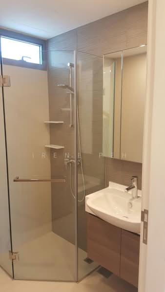 Skies Miltonia, 3 Miltonia Close, 2 Bedrooms, 743 sqft, Condominium For Rent, by Irene Peh, 500197226 - Bathroom - PropertyGuru.com.sg