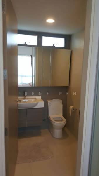 Skies Miltonia, 3 Miltonia Close, 2 Bedrooms, 743 sqft, Condominium For Rent, by Irene Peh, 500197226 - Bathroom - PropertyGuru.com.sg