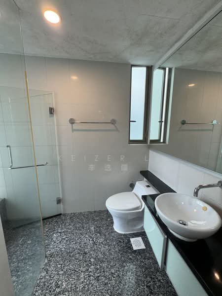 Casa Merah, 52 Tanah Merah Kechil Avenue, Room Rental, 170 sqft, Condominium For Rent, by Keizer Li 李选儒, 500197230 - Bathroom - PropertyGuru.com.sg