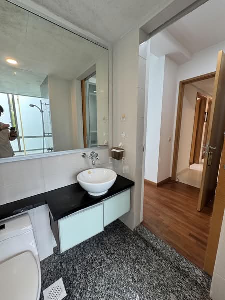 Casa Merah, 52 Tanah Merah Kechil Avenue, Room Rental, 170 sqft, Condominium For Rent, by Keizer Li 李选儒, 500197230 - Bathroom - PropertyGuru.com.sg
