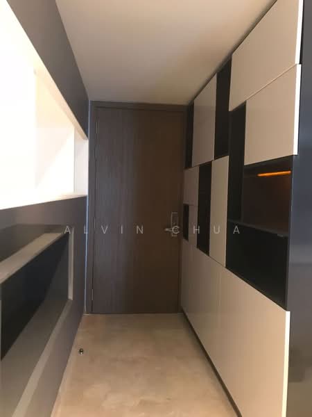 V on Shenton, 5A Shenton Way, 3 Bedrooms, 1,518 sqft, Condominium For Rent, by Alvin Chua, 500197240 - Entrance - PropertyGuru.com.sg