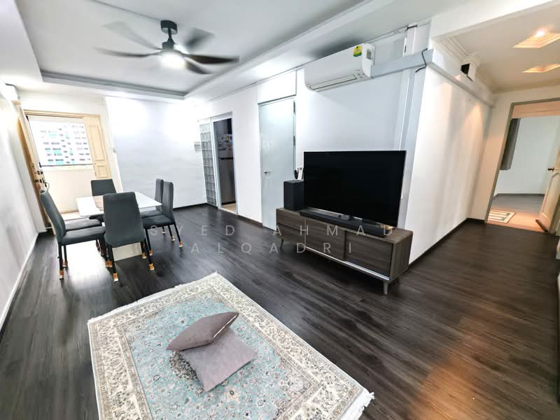 556 Woodlands Drive 53, 556 Woodlands Drive 53, 3 Bedrooms, 1,076 sqft, HDB Flat For Sale, by Syed Ahmad Alqadri, 500197247 - Living Room - PropertyGuru.com.sg