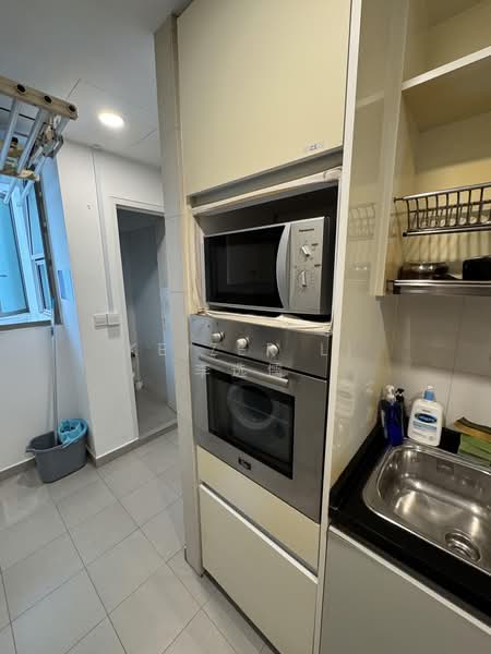 Casa Merah, 52 Tanah Merah Kechil Avenue, Room Rental, 80 sqft, Condominium For Rent, by Keizer Li 李选儒, 500197250 - Kitchen - PropertyGuru.com.sg