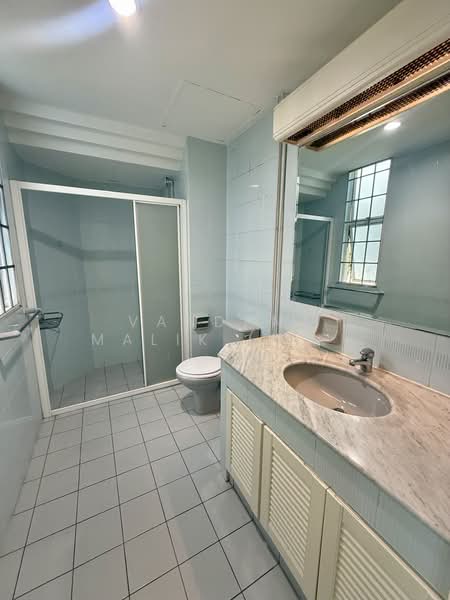 The Waterside, 1 Tanjong Rhu Road, 3 Bedrooms, 2,142 sqft, Condominium For Rent, by Vandana Malik (Vanda), 500197255 - Bathroom - PropertyGuru.com.sg