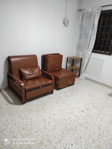 464 Jurong West Street 41, 464 Jurong West Street 41, Room Rental, 100 sqft, HDB Flat For Rent, by Zenice Onn, 500197257 - Sofa bed - PropertyGuru.com.sg