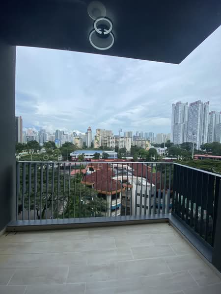 Alex Residences, 28 Alexandra View, 2 Bedrooms, 678 sqft, Apartment For Sale, by Florence Zheng Zhen, 500197274 - PropertyGuru.com.sg