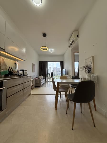 Alex Residences, 28 Alexandra View, 2 Bedrooms, 678 sqft, Apartment For Sale, by Florence Zheng Zhen, 500197274 - PropertyGuru.com.sg