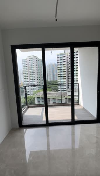 Avenue South Residence, 1 Silat Avenue, 1 Bedroom, 527 sqft, Condominium For Sale, by Anthony Yeo, 500197277 - Balcony - PropertyGuru.com.sg