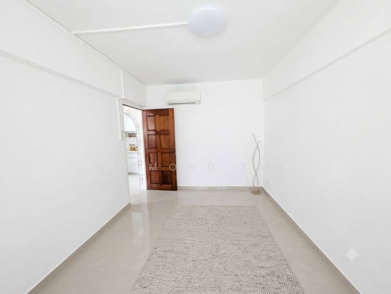 250 Tampines Street 21, 250 Tampines Street 21, 2 Bedrooms, 797 sqft, HDB Flat For Sale, by Desmond Tan, 500197279 - Interior - PropertyGuru.com.sg