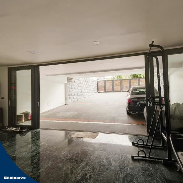 jalan rukam, , 6 Bedrooms, 8,850 sqft, Semi-Detached House For Sale, by Nicholas Tan, 500197281 - Car Park - PropertyGuru.com.sg