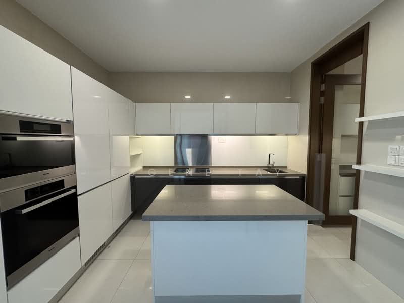 Residences @ Emerald Hill, 119 Emerald Hill Road, 5 Bedrooms, 5,791 sqft, Condominium For Sale, by Eugene Tay, 500197287 - Kitchen - PropertyGuru.com.sg