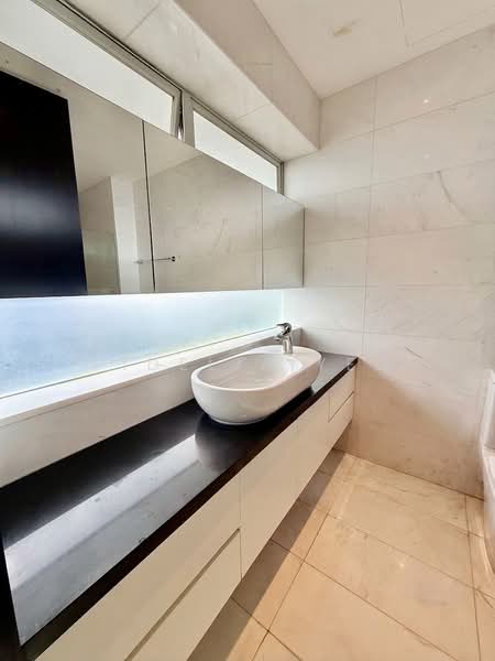 Wing on Life Garden, 335 Bukit Timah Road, 5 Bedrooms, 3,240 sqft, Apartment For Rent, by Fidelia Yeo, 500197289 - Bathroom - PropertyGuru.com.sg