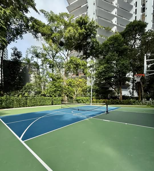 Wing on Life Garden, 335 Bukit Timah Road, 5 Bedrooms, 3,240 sqft, Apartment For Rent, by Fidelia Yeo, 500197289 - Pickleball court / Half basketball court - PropertyGuru.com.sg