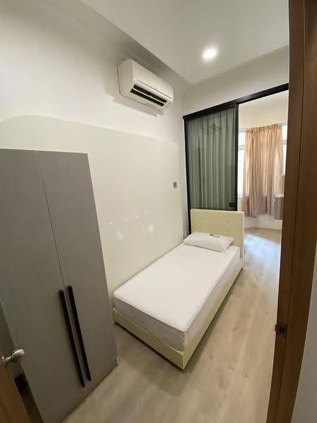 Emerald Garden, 33 Club Street, Boat Quay / Raffles Place / Marina, Room Rental, 90 sqft, Condominium For Rent, by Alan Tsui 徐先生, 500197299 - Bedroom - PropertyGuru.com.sg
