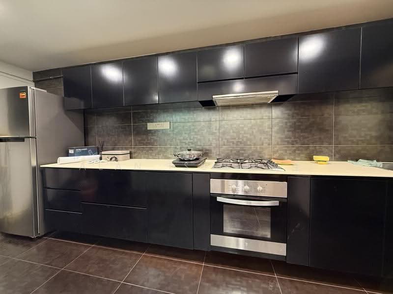 Emerald Garden, 33 Club Street, Boat Quay / Raffles Place / Marina, Room Rental, 90 sqft, Condominium For Rent, by Alan Tsui 徐先生, 500197299 - Kitchen - PropertyGuru.com.sg