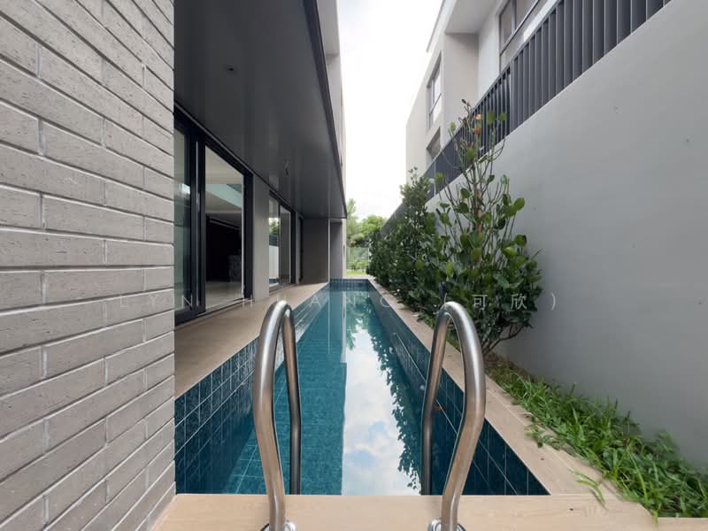 Matlock Rise in Braddell Heights Estate, Call 9228 3805 Now for Matlock Rise Private Viewing!, 6 Bedrooms, 8,954 sqft, Detached House For Sale, by Lyn Huang (可欣), 500197303 - Exterior - PropertyGuru.com.sg