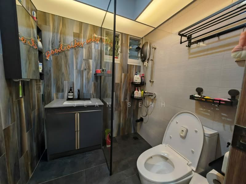 626A Tampines Street 61, 626A Tampines Street 61, 3 Bedrooms, 1,001 sqft, HDB Flat For Sale, by Jean Seah, 500197315 - Bathroom - PropertyGuru.com.sg