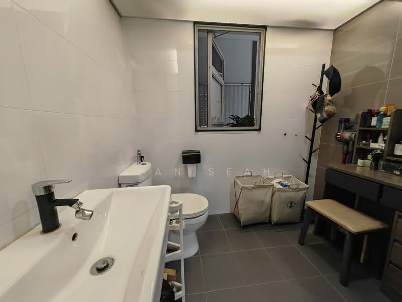 626A Tampines Street 61, 626A Tampines Street 61, 3 Bedrooms, 1,001 sqft, HDB Flat For Sale, by Jean Seah, 500197315 - Bathroom - PropertyGuru.com.sg