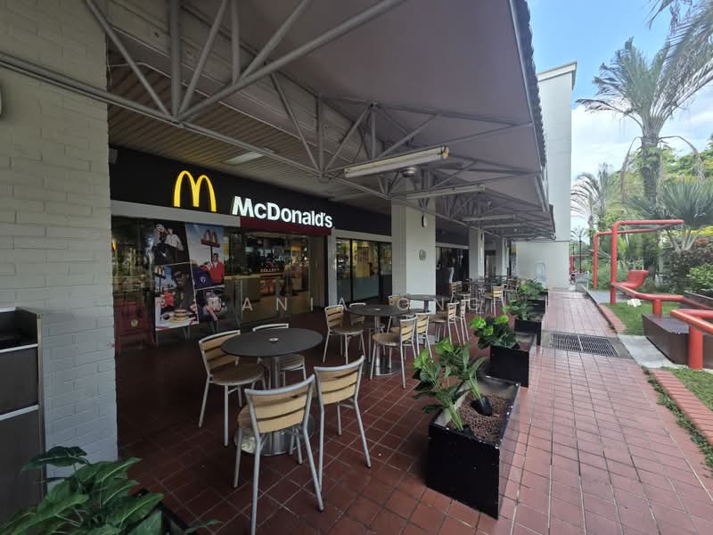 210 hougang Street 21, , 850 sqft, Shop / Shophouse For Sale, by Tania Ong, 500197317 - Exterior - CommercialGuru.com.sg