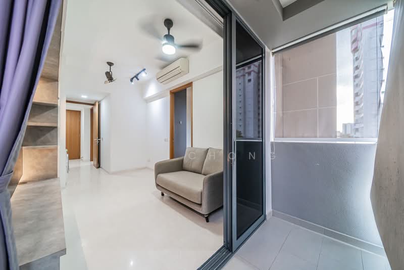 Trilive, 111 Tampines Road, 2 Bedrooms, 624 sqft, Condominium For Sale, by Ron Chong, 500197323 - Living Room - PropertyGuru.com.sg
