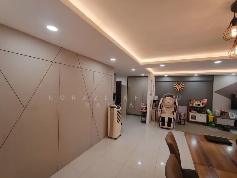 627 Jurong West Street 65, 627 Jurong West Street 65, 4 Bedrooms, 1,399 sqft, HDB Flat For Sale, by Norazliah Abu Bakkar, 500197325 - Living Room - PropertyGuru.com.sg