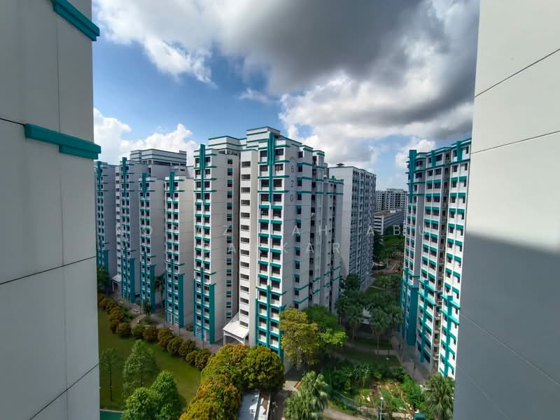627 Jurong West Street 65, 627 Jurong West Street 65, 4 Bedrooms, 1,399 sqft, HDB Flat For Sale, by Norazliah Abu Bakkar, 500197325 - Exterior - PropertyGuru.com.sg