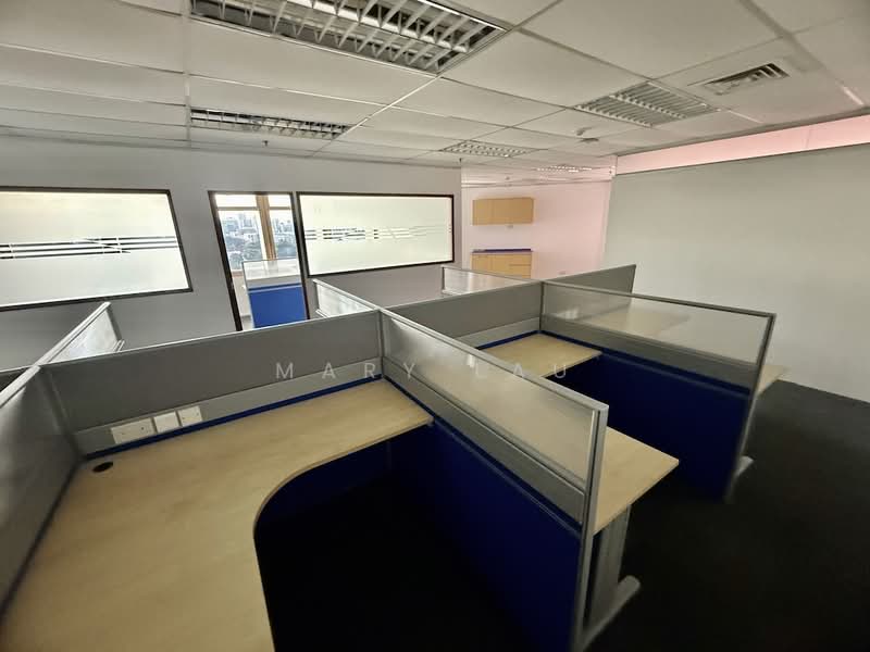 Peninsula Plaza, 111 North Bridge Road, 1,486 sqft, Office For Rent, by Mary Lau, 500197339 - Interior - CommercialGuru.com.sg