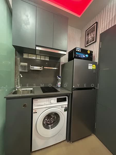 The Landmark, 173 Chin Swee Road, Studio, 350 sqft, Condominium For Rent, by Desmond Yeo, 500197343 - Kitchen - PropertyGuru.com.sg