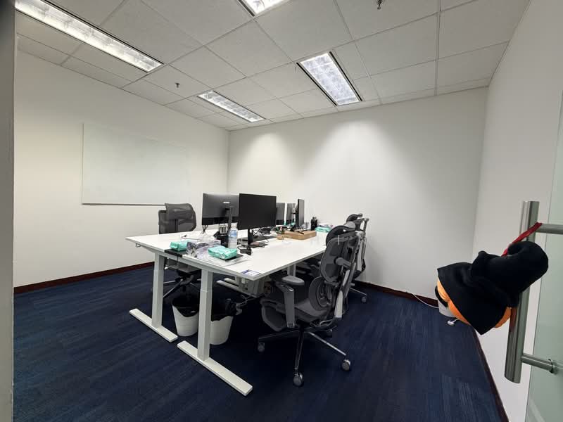 Suntec City Tower, 6 Temasek Boulevard, 1,023 sqft, Office For Rent, by Von Chin, 500197350 - Interior - CommercialGuru.com.sg