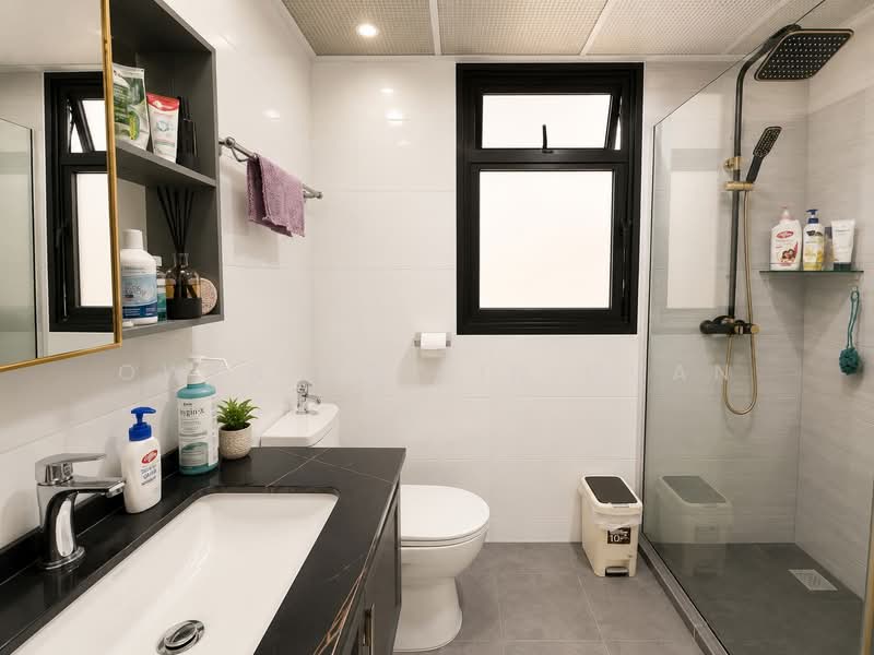458B Sengkang West Road, 458B Sengkang West Road, 3 Bedrooms, 990 sqft, HDB Flat For Sale, by Owen Ng Jin Guan, 500197351 - Bathroom - PropertyGuru.com.sg