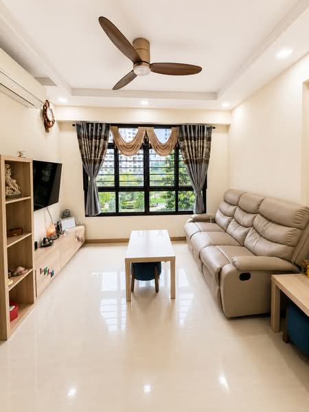 458B Sengkang West Road, 458B Sengkang West Road, 3 Bedrooms, 990 sqft, HDB Flat For Sale, by Owen Ng Jin Guan, 500197351 - Living Room - PropertyGuru.com.sg
