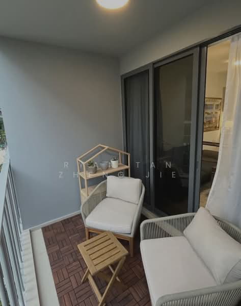 The Florence Residences, 99 Hougang Avenue 2, Hougang / Punggol / Sengkang, 1 Bedroom, 527 sqft, Condominium For Sale, by Ryan Tan Zheng Jie, 500197355 - Balcony - PropertyGuru.com.sg
