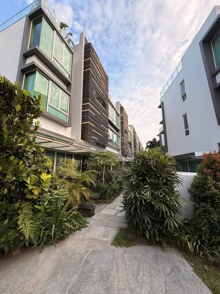 Cabana, , 4 Bedrooms, 3,164 sqft, Cluster House For Sale, by Jean Koh, 500197357 - Exterior - PropertyGuru.com.sg