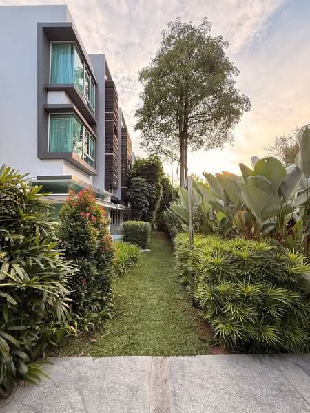 Cabana, , 4 Bedrooms, 3,164 sqft, Cluster House For Sale, by Jean Koh, 500197357 - Exterior - PropertyGuru.com.sg