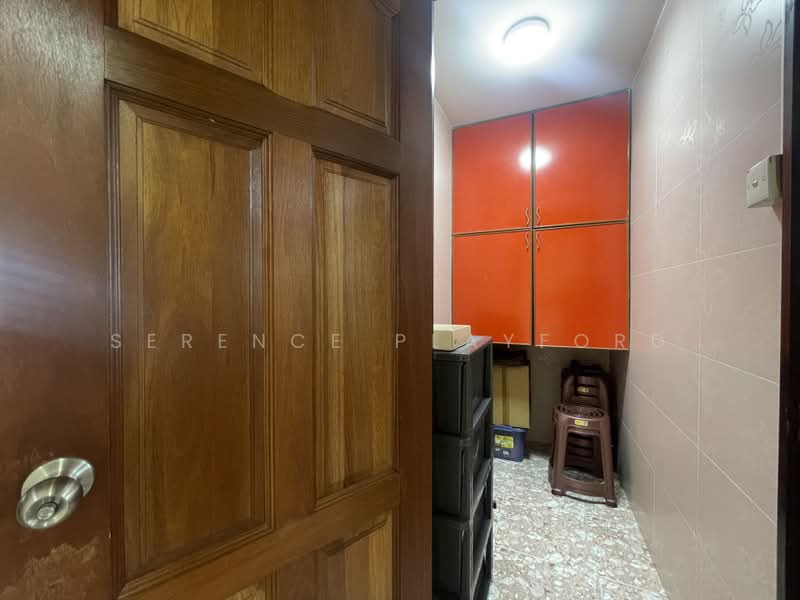 474 Ang Mo Kio Avenue 10, 474 Ang Mo Kio Avenue 10, 2 Bedrooms, 721 sqft, HDB Flat For Sale, by Serence Playford, 500197362 - Storeroom - PropertyGuru.com.sg
