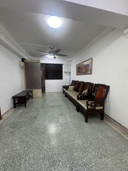 130 Bukit Merah View, 130 Bukit Merah View, 2 Bedrooms, 700 sqft, HDB Flat For Rent, by Nancy Tan, 500197364 - Living Room - PropertyGuru.com.sg