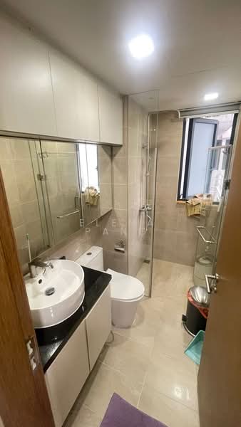 Kingsford Waterbay, 74 Upper Serangoon View, Hougang / Punggol / Sengkang, 3 Bedrooms, 893 sqft, Condominium For Sale, by Elena Pang, 500197366 - Bathroom - PropertyGuru.com.sg