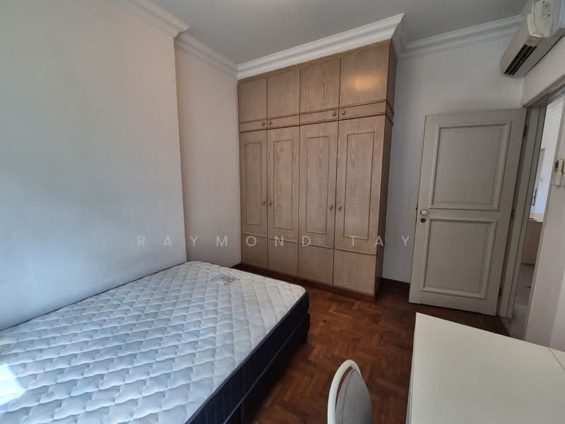 Unit near NUS and Haw Par Villa, , 3 Bedrooms, 1,238 sqft, Apartment For Rent, by Raymond Tay, 500197367 - Bedroom - PropertyGuru.com.sg