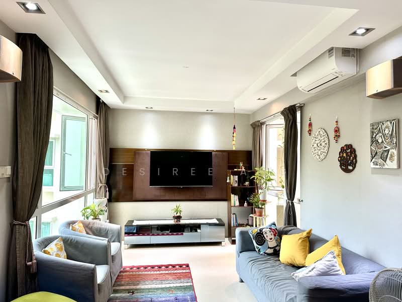 Savannah Condopark, 41 Simei Rise, 3 Bedrooms, 1,227 sqft, Condominium For Sale, by Desiree Ang, 500197380 - Living Room - PropertyGuru.com.sg
